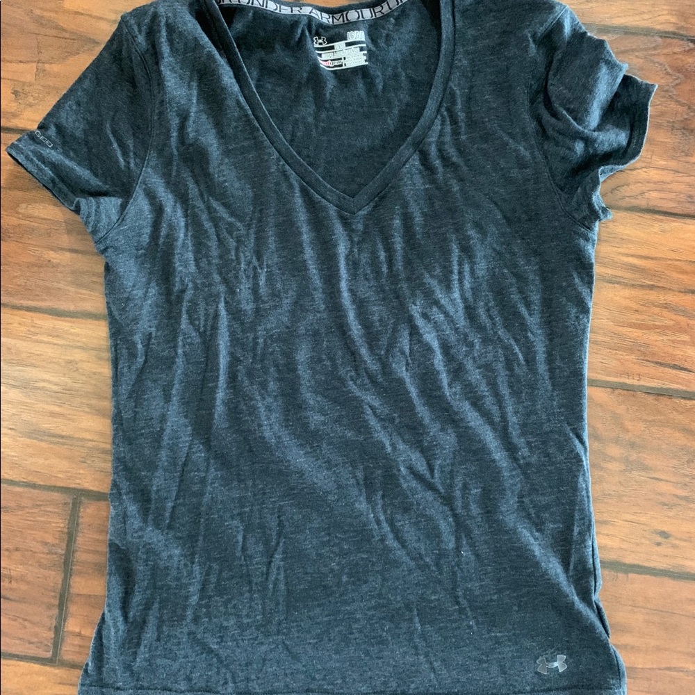 Under Armour V-neck Workout Tee